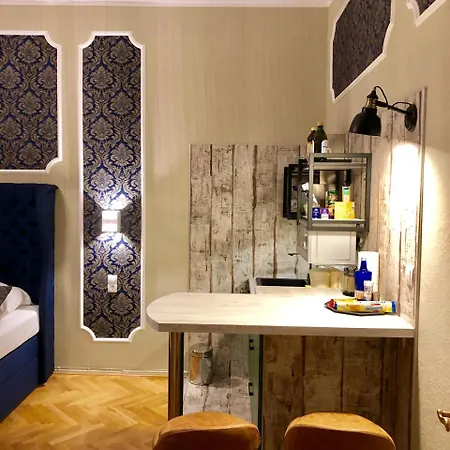 Im Thueringer Hof Berlin